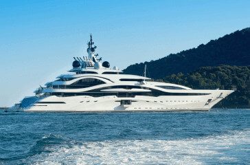 huge-luxury-yacht-cruising-offshore-2023-11-27-05-31-43-utc-2.jpg